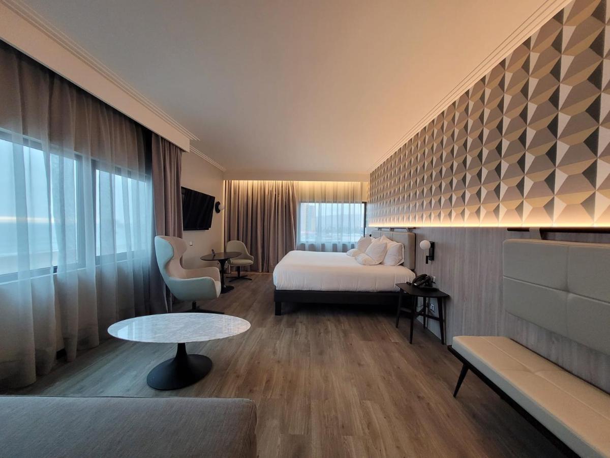 Novotel Арика Екстериор снимка