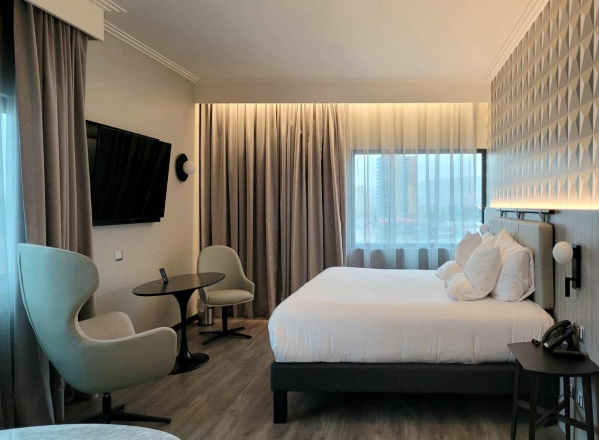 Novotel Арика Екстериор снимка